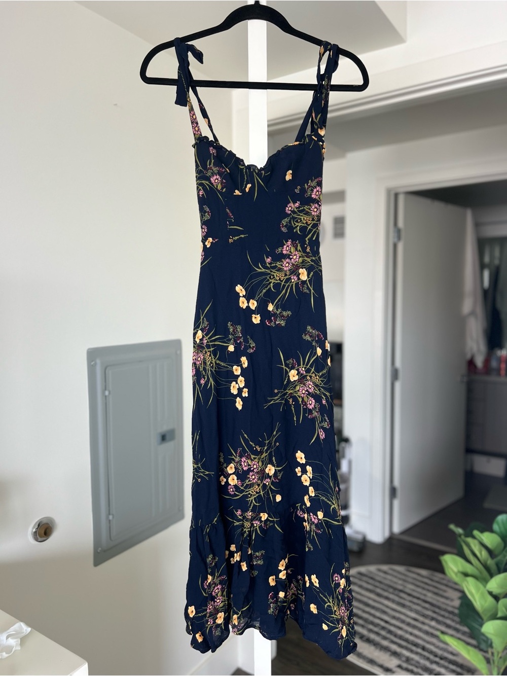 Reformation Nikita Dress Floral Print Size 0 - Picture 2 of 15